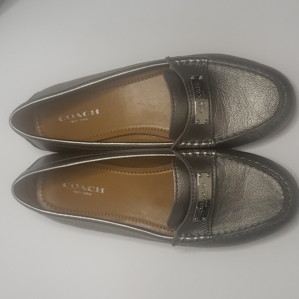 Coach Gunmetal Gray Leather Loafers Size 5.5B